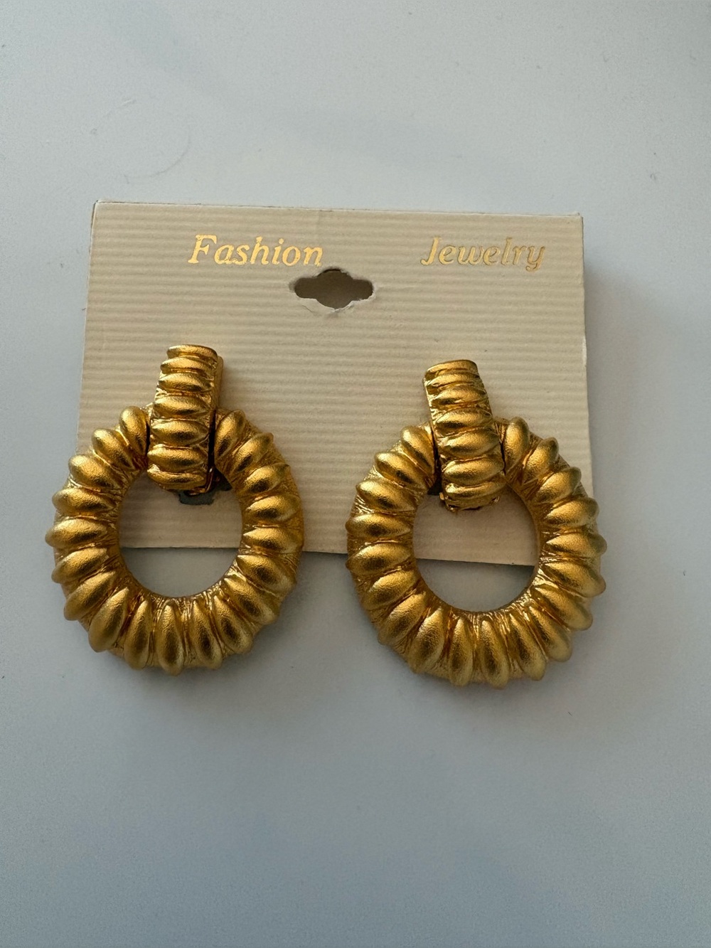 Vintage 80’s Gold Textured Hoop Earrings - Fashion Jewelry